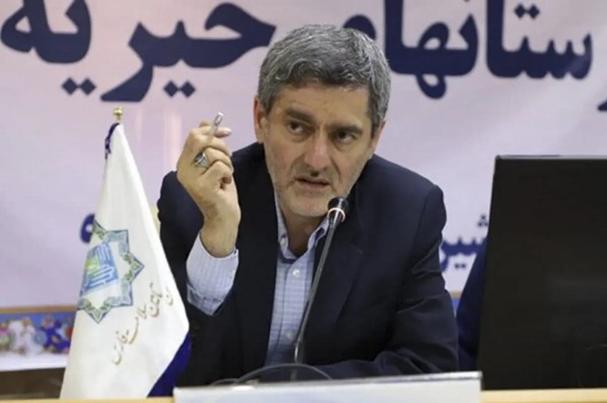 استاندار فارس: پزشکانی که تهدید به مهاجرت می‌کنند، بروند!