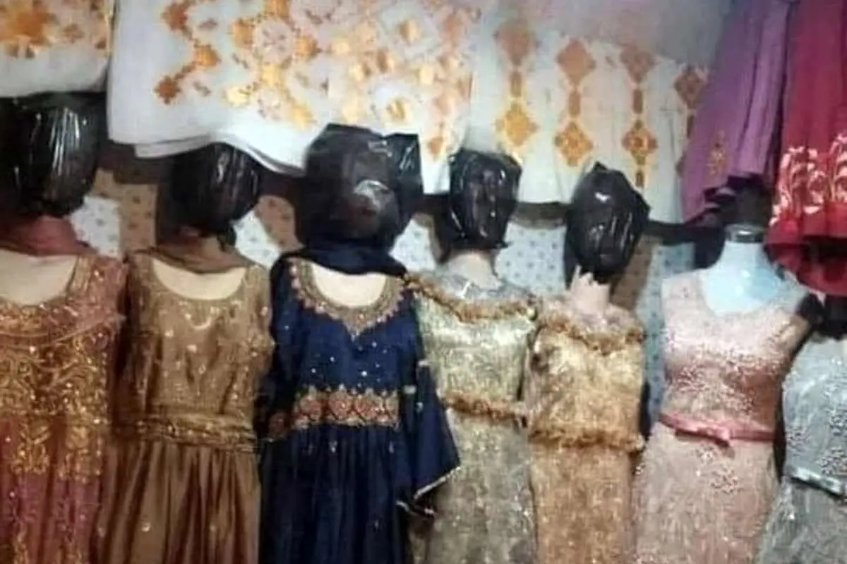 (ویدئو) بریدن سر مانکنها به فرمان طالبان