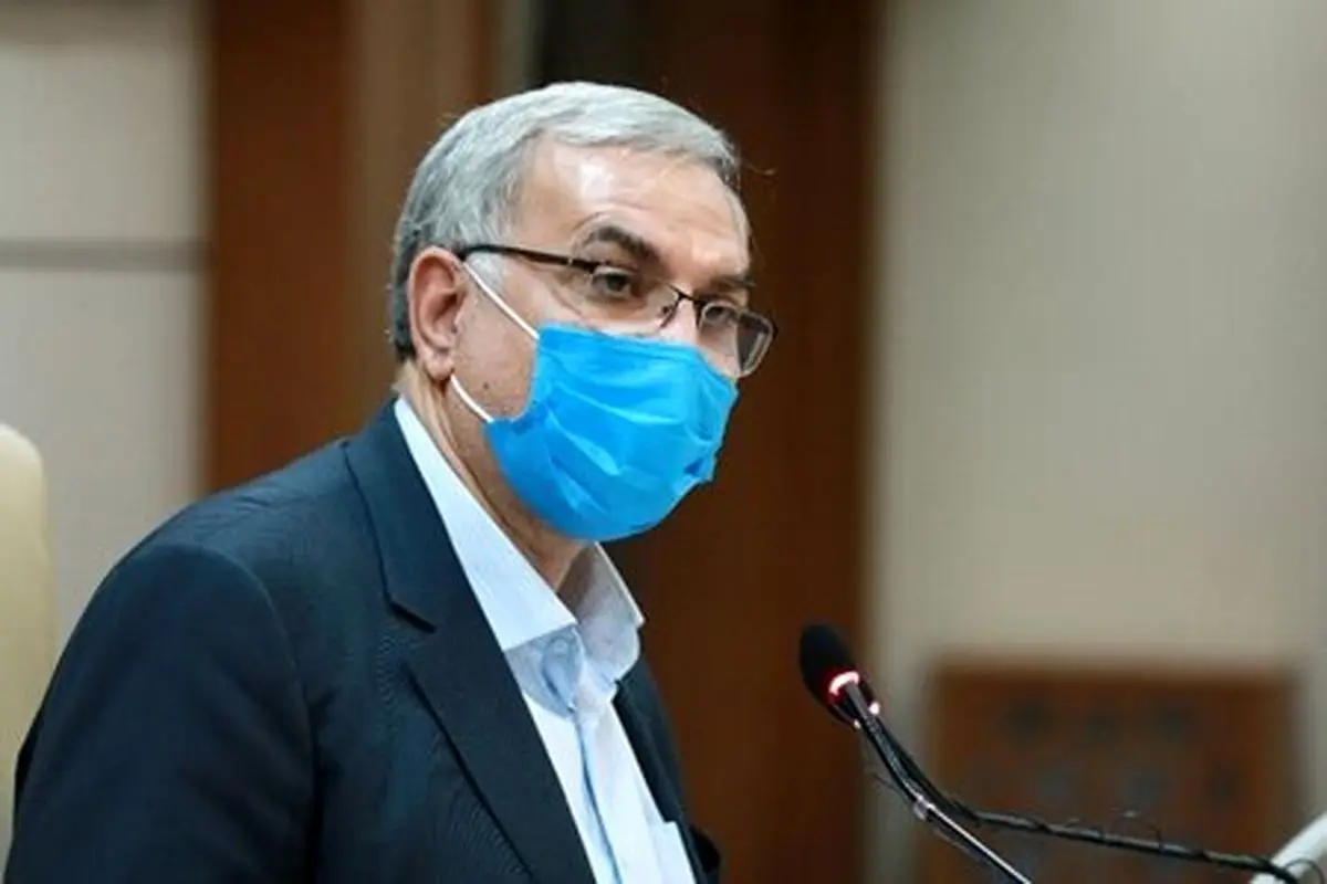 اظهارات وزیر بهداشت درباره تزریق واکسنی ایرانی حاشیه‌ساز شد