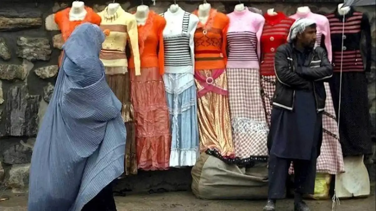 (ویدئو) چرا طالبان دشمن سر مانکن‌هاست و به بدن آن‌ها کاری ندارد