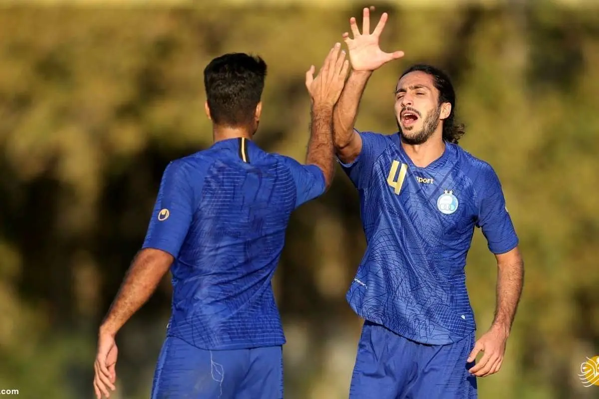 جنجال بر سر مدرک ۲ بازیکن استقلال؛ فولاد سند رو میکند؟
