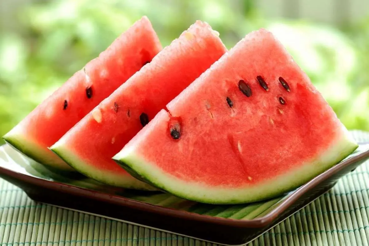 این گزینه‌های غذایی را برای رفع کم آبی، به رژیم‌تان اضافه کنید