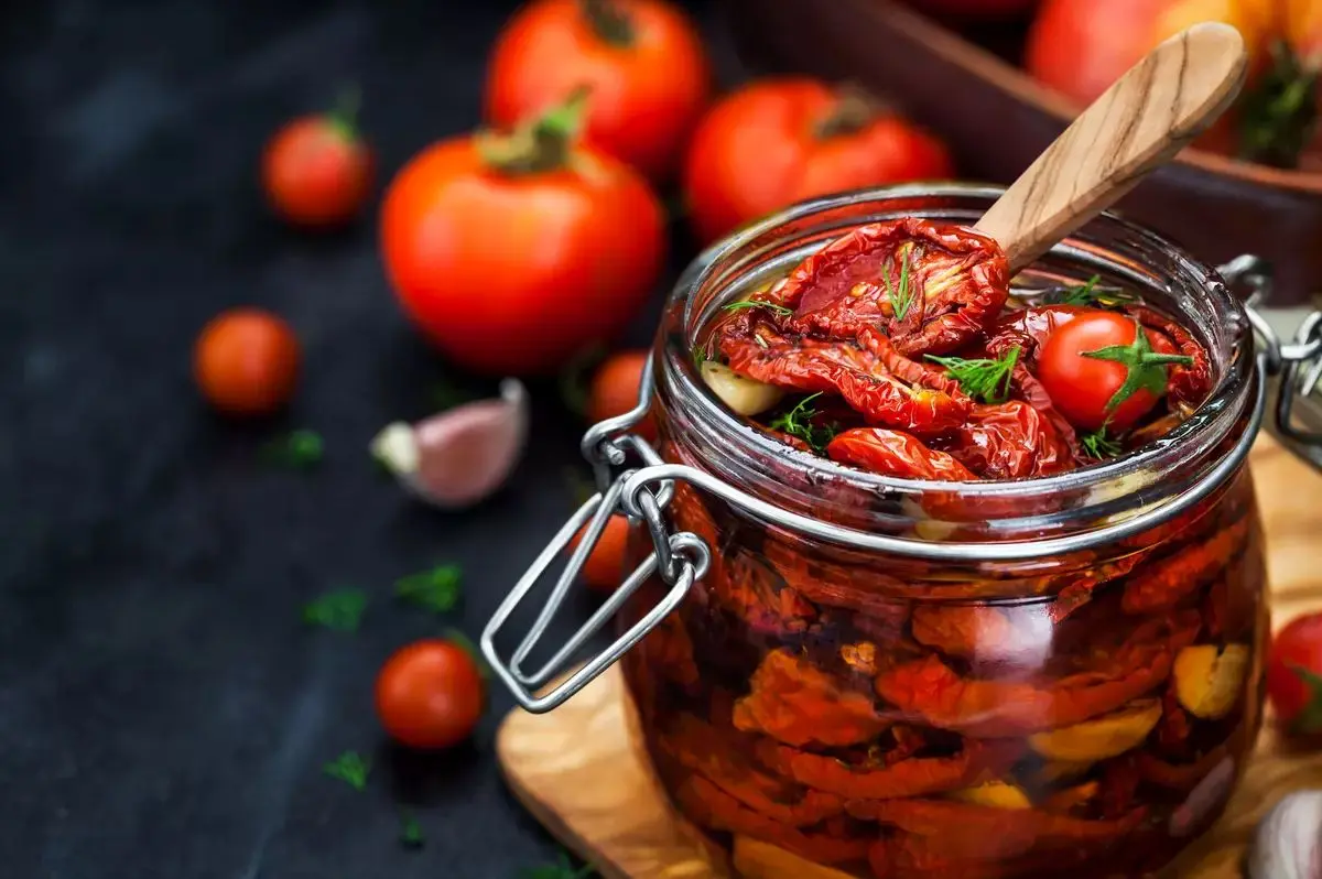 چهار روش خانگی و ساده؛ گوجه را با این روش‌ها خشک کنید