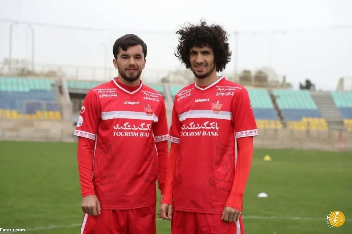 تاجیک‌های پرسپولیس کارت بازی گرفتند