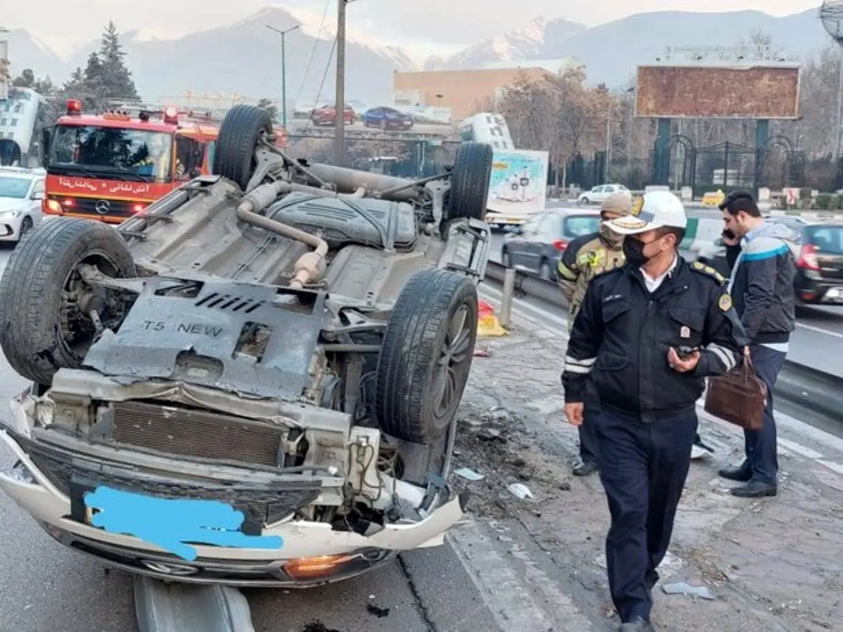 (تصویر) واژگونی تیگو در بزرگراه چمران