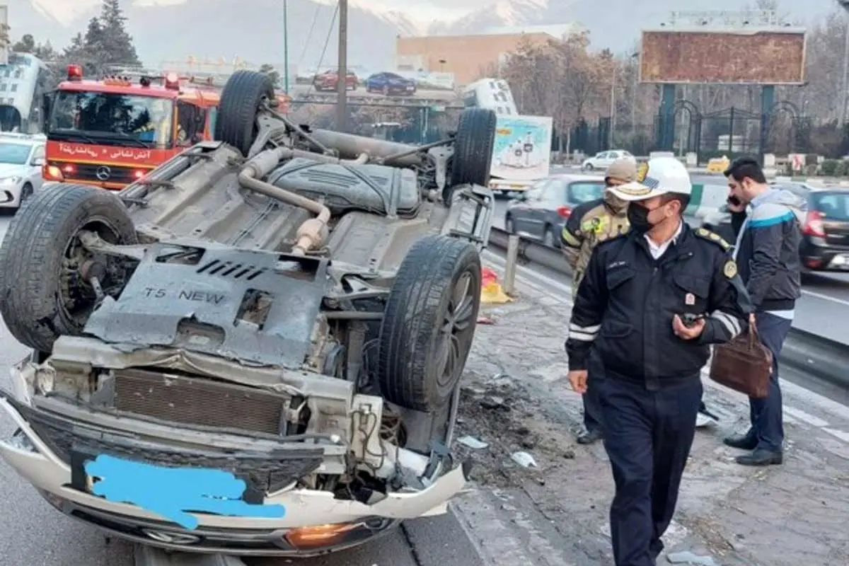 (تصویر) واژگونی تیگو در بزرگراه چمران