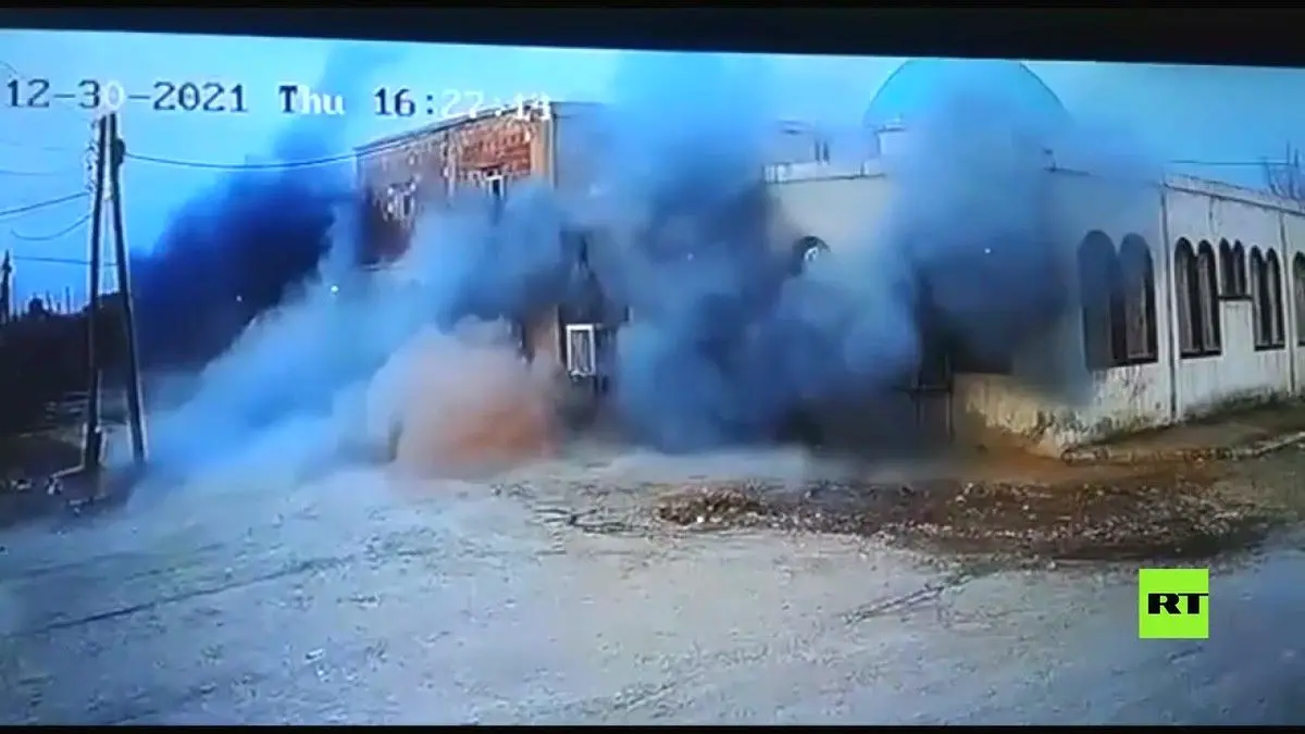(ویدئو) لحظه اصابت راکت به مسجدی در حسکه
