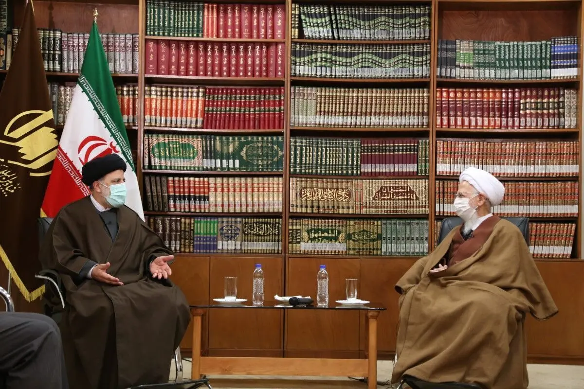 آیت‌الله جوادی آملی: هرگز در را به روی خود نمی‌بندیم؛ با همه کشورها تعامل می‌کنیم