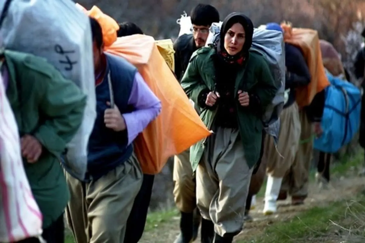 کولبری دختران فقط برای ۳۰۰ هزار تومان