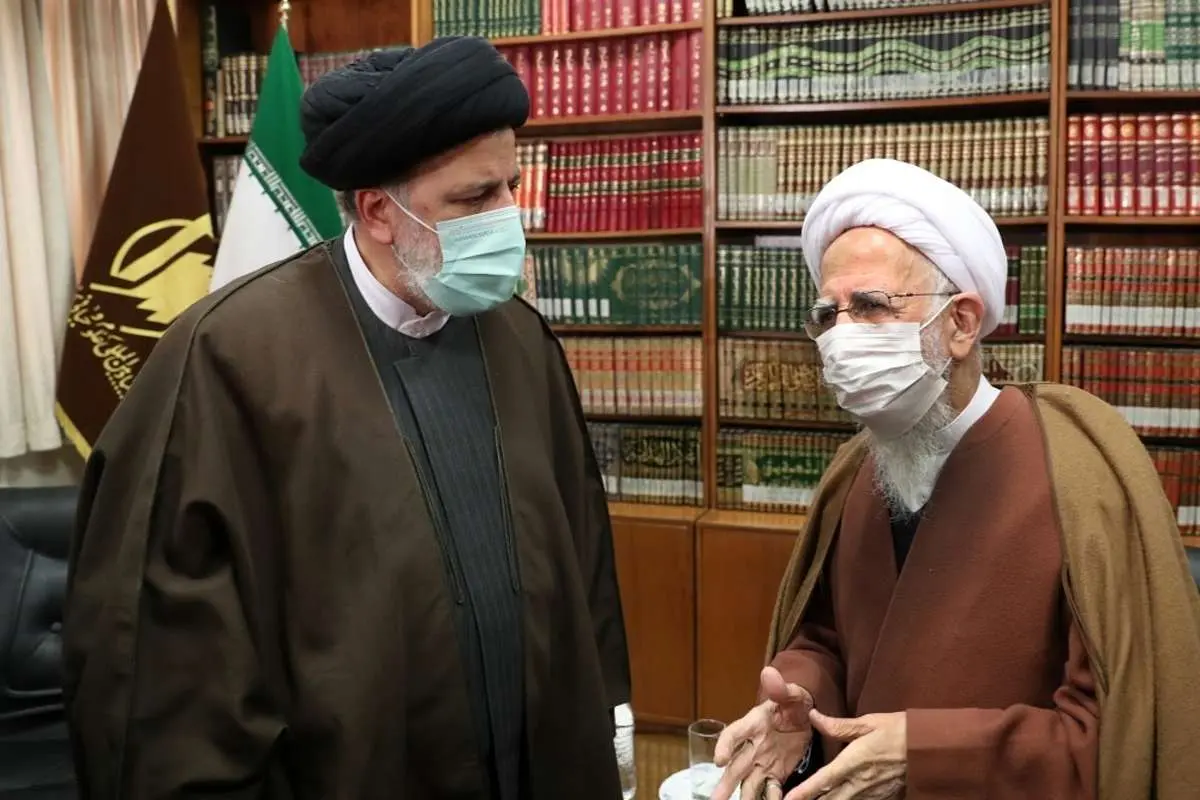 (تصاویر) دیدار رئیسی با ۵ مرجع تقلید