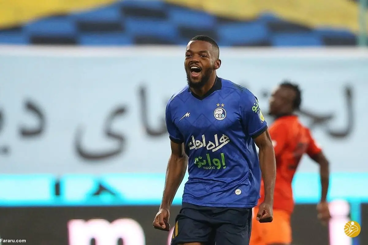 کنایه پرسپولیسی‌ها به کوین یامگا
