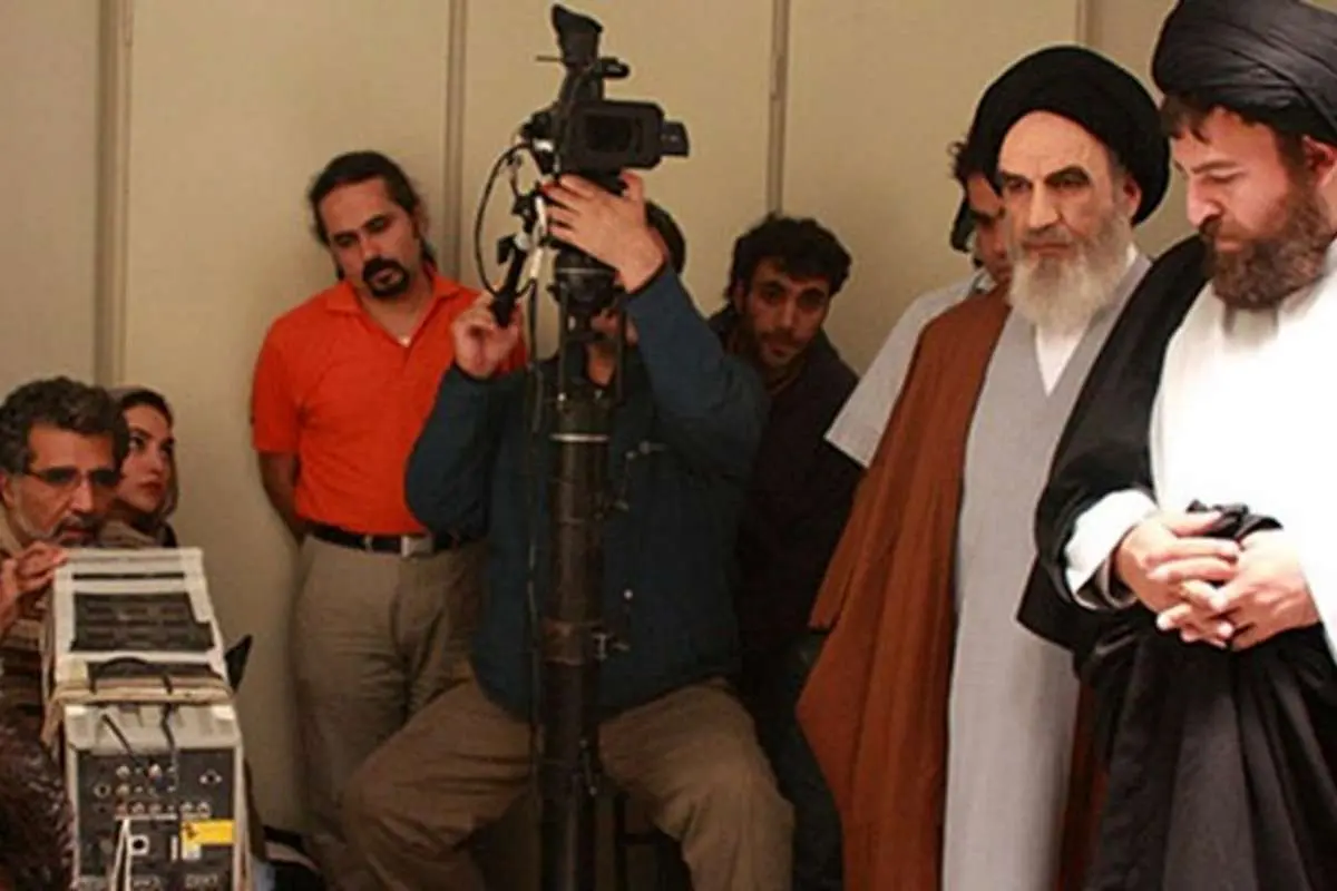 انتقاد کیهان از فیلم افخمی درباره امام خمینی