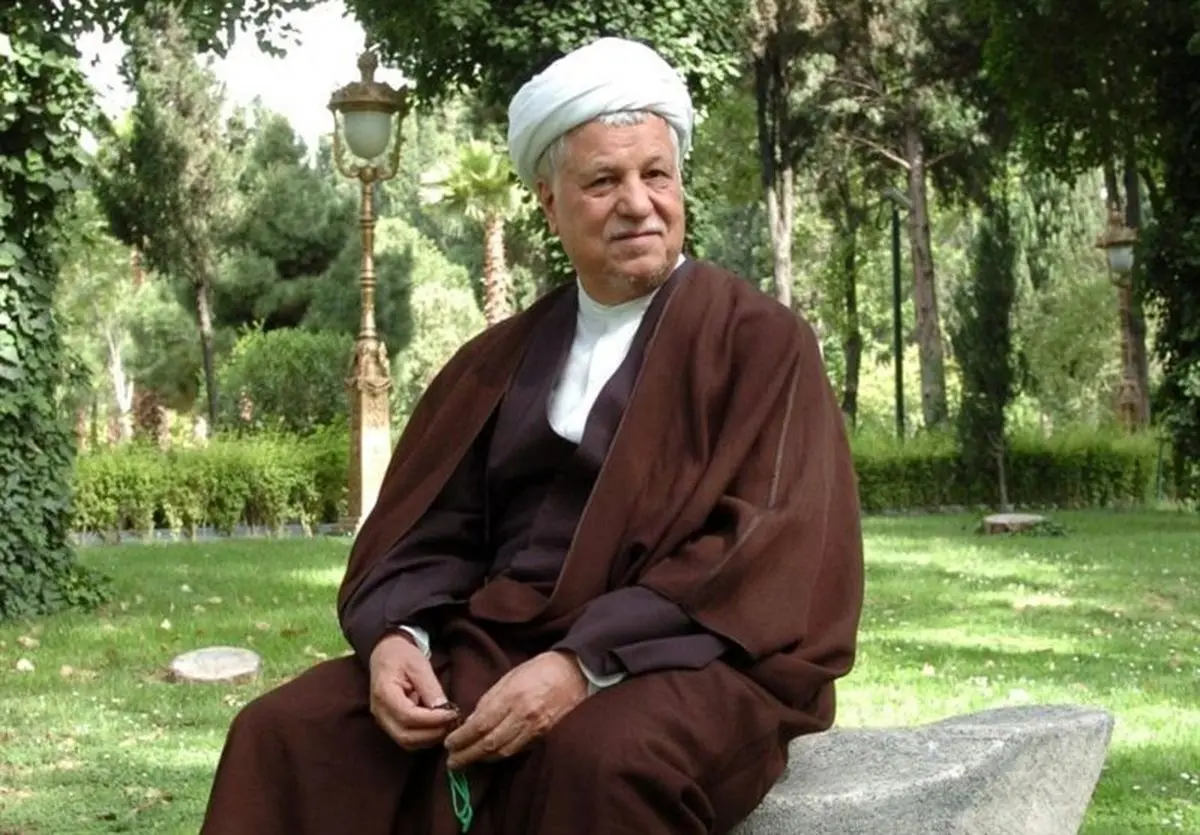 (عکس) هاشمی رفسنجانی در ژاپن با لباسی متفاوت