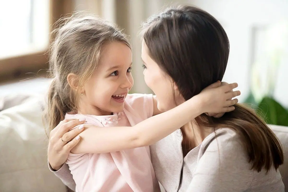 (عکس) بهترین روش بغل کردن براساس مطالعه علمی!