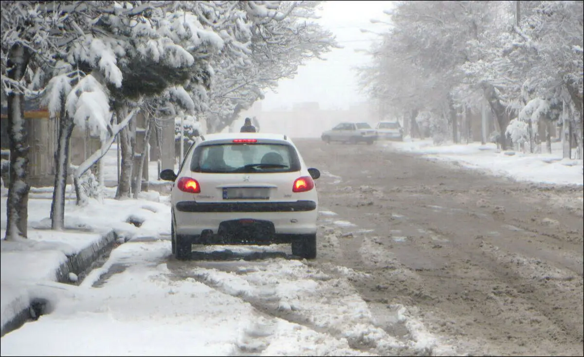 بارش باران و برف در تهران