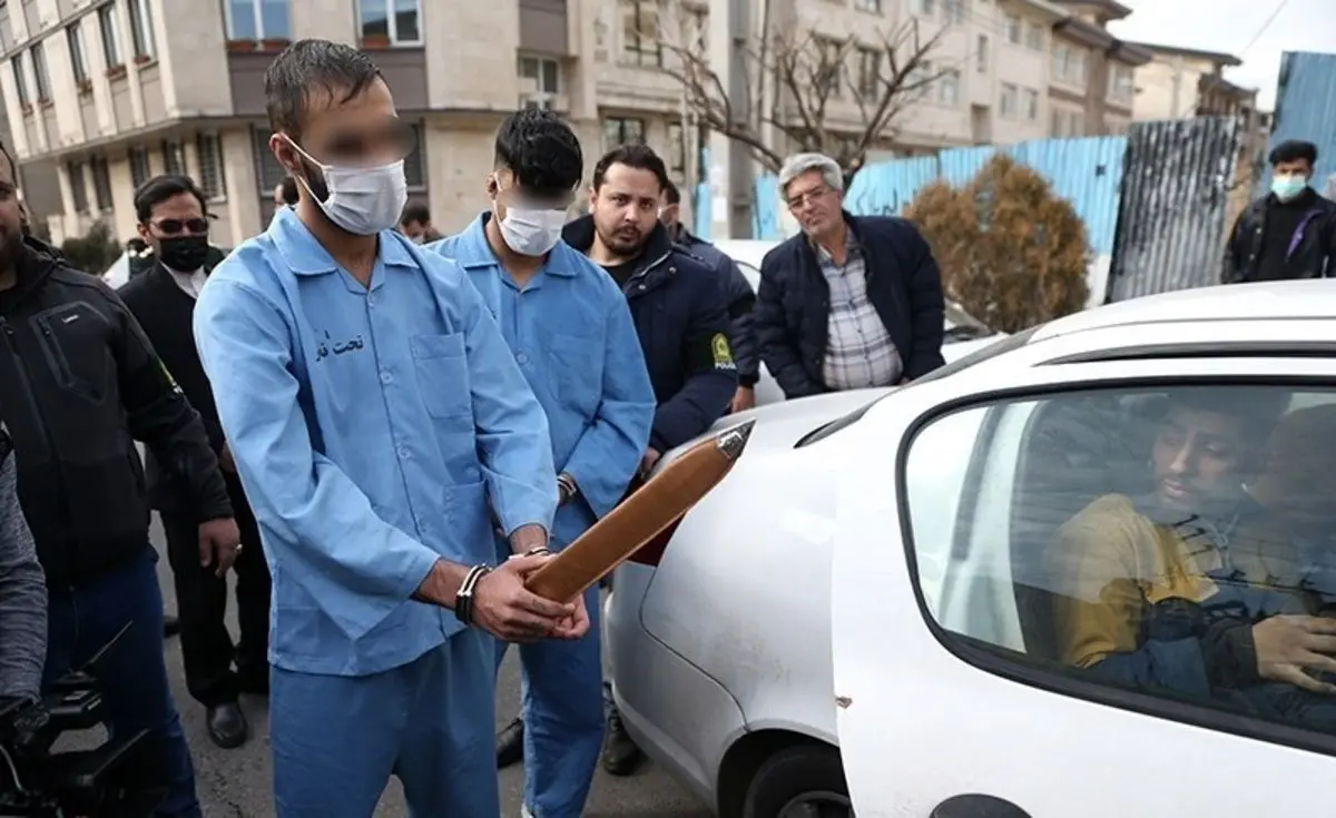(تصاویر) بازسازی صحنه جرم اوباش قمه بدست