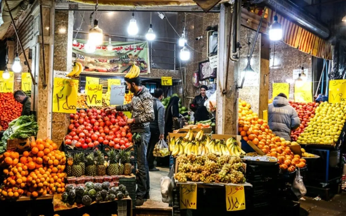 قیمت انواع میوه‌ در بازار؛ از سیب فوجی و انبه پاکستان تا فیسالیس و کیوی سرخ