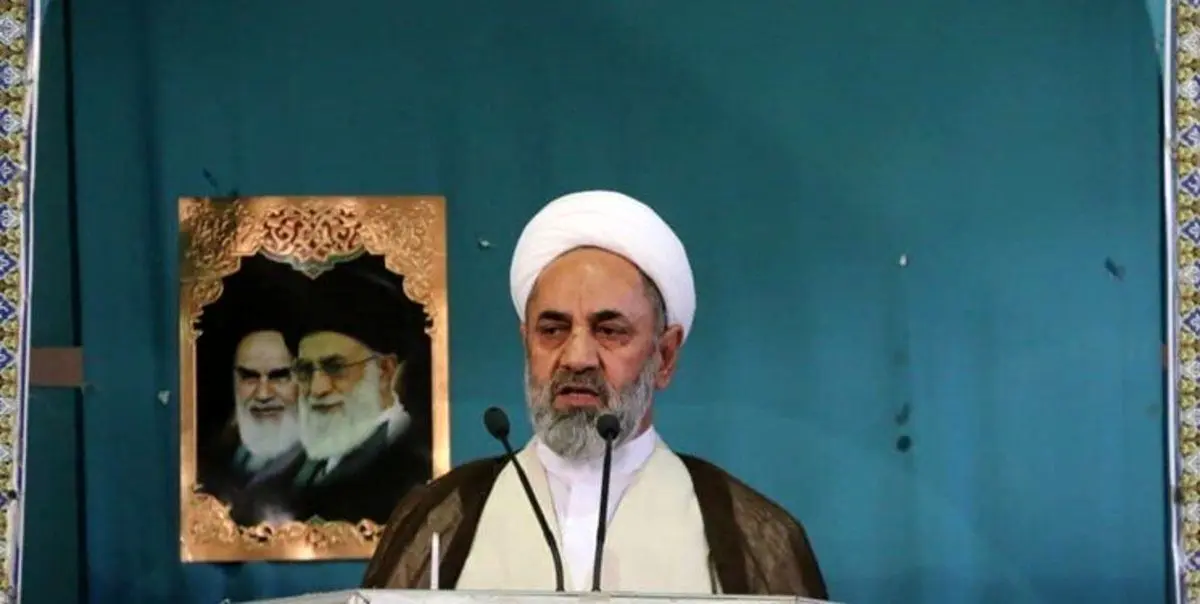 امام جمعه رفسنجان: یک خانم را از سر نفهمی تشویق می‌کنند دوچرخه‌سواری کند
