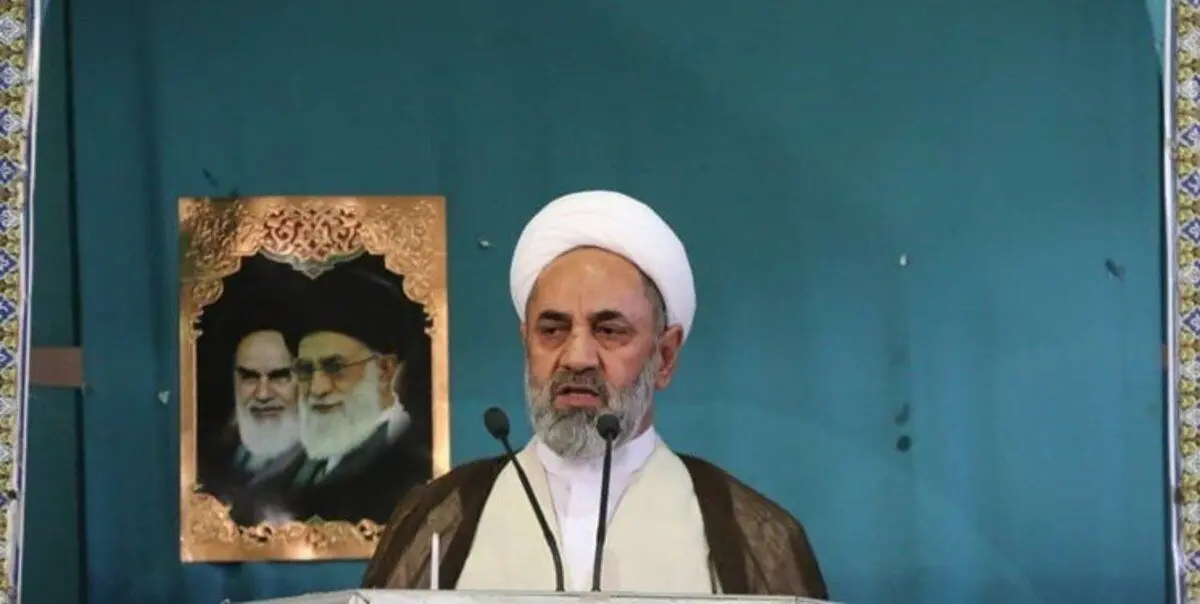 امام جمعه رفسنجان: یک خانم را از سر نفهمی تشویق می‌کنند دوچرخه‌سواری کند