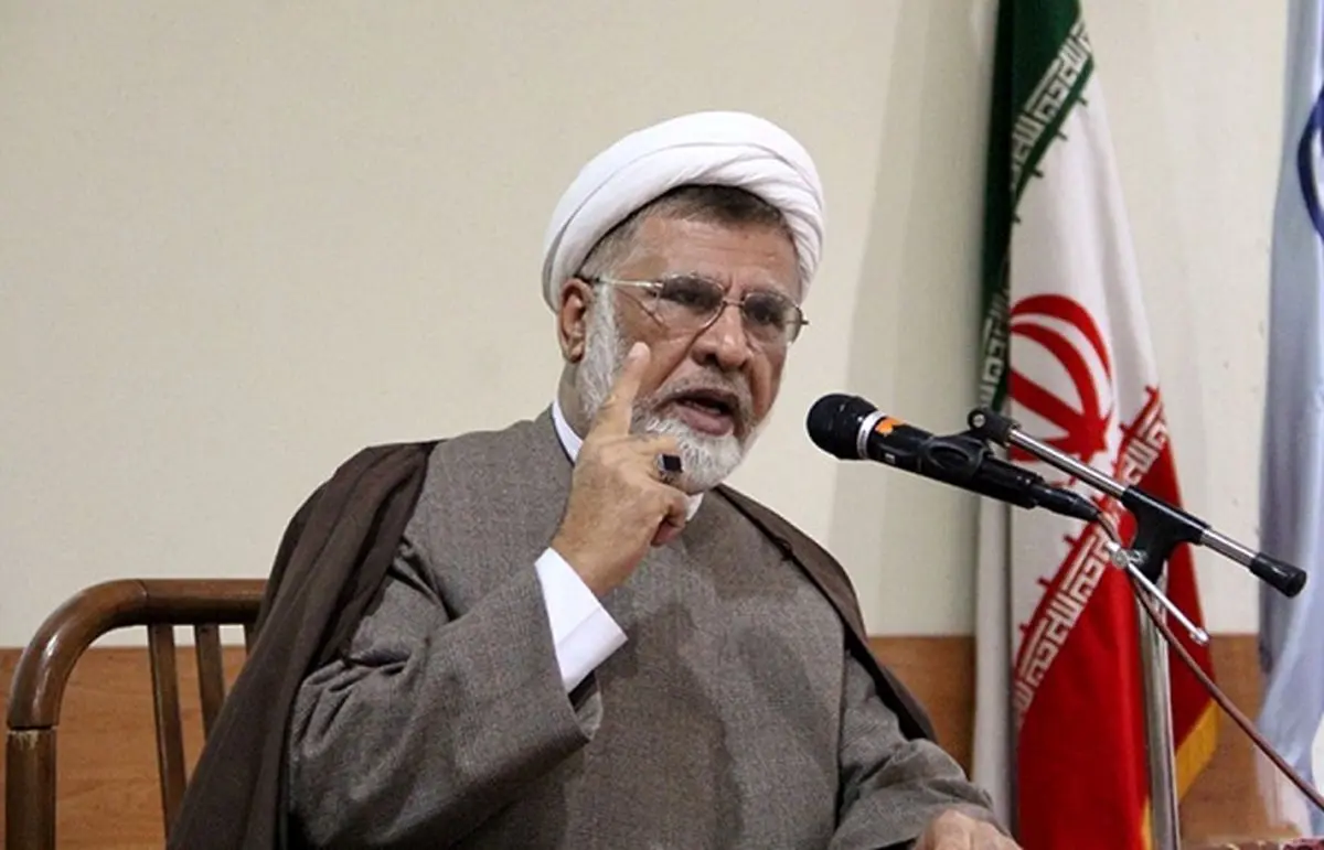 انتقاد فاضل میبدی به سخنان ائمه جمعه درباره دوچرخه سواری و اسب دوانی زنان