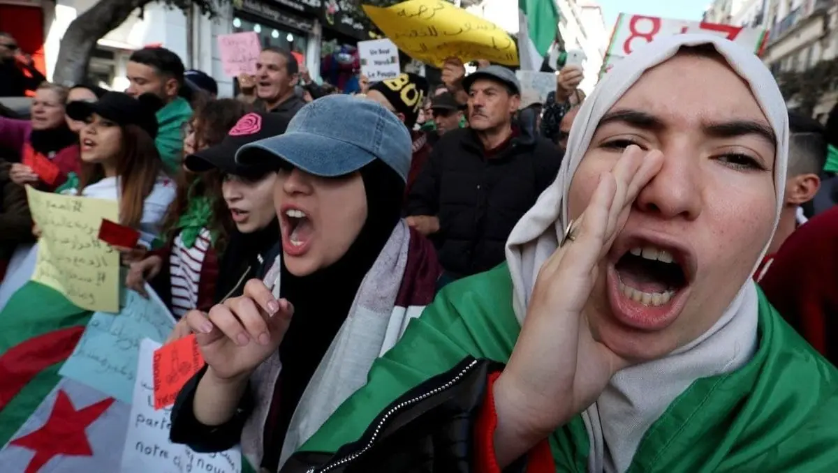 همه می‌خواهند از این کشور بروند!