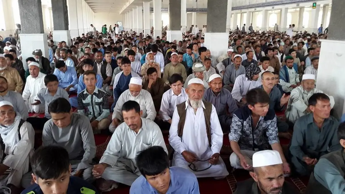 (ویدئو) درگیری در نماز جمعه مسجد جامع تالقان افغانستان