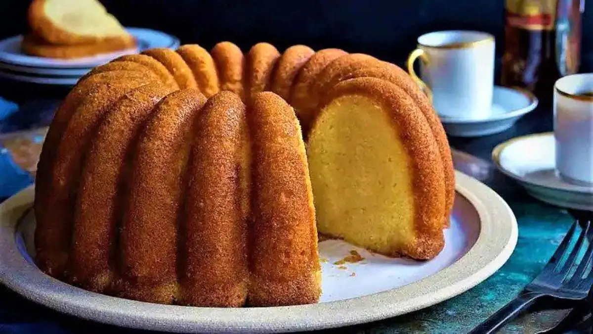 طرز تهیه کیک شیر داغ، خوش طعم و لطیف