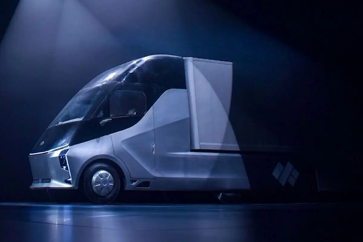 کامیون هوشمند با پشیبانی از دستیار صوتی!