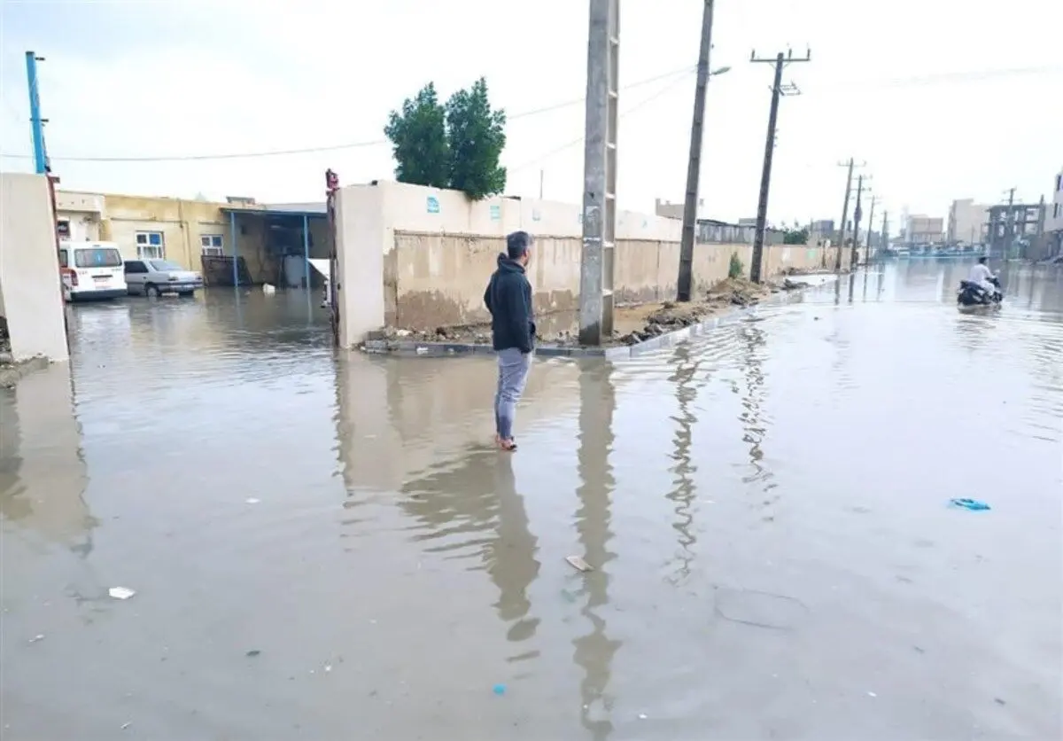 (ویدئو) راهکار عجیب وزیر آموزش و پرورش برای مدرسه سیل زده