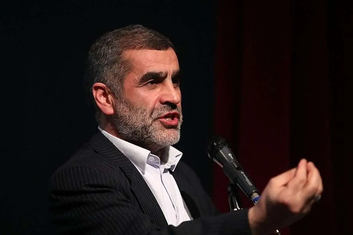 نیکزاد: شافعی گندهتر از دهانش حرف زده