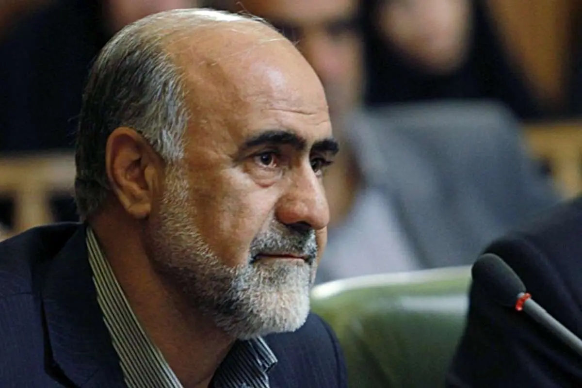 یک اصلاحطلب: رئیسی مراقب افراد سودجوی اطرافش باشد