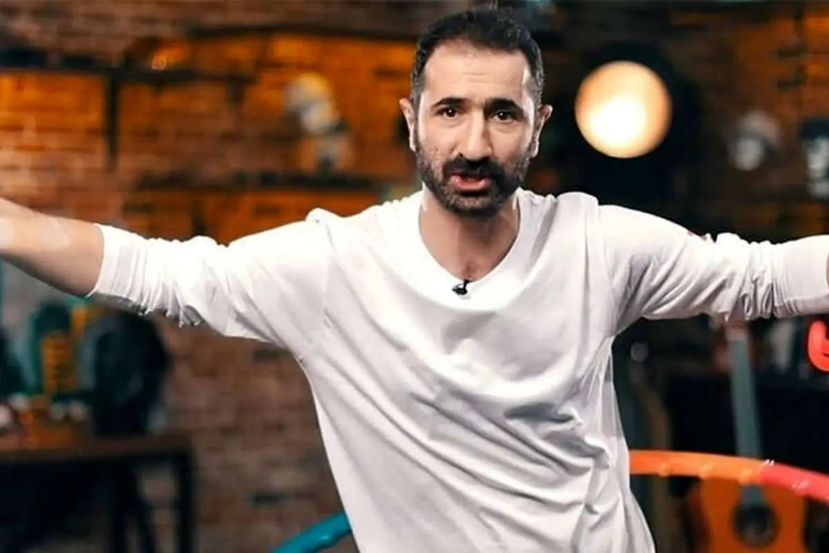 (ویدئو) گریه ایمان صفا، پدیده جوکر برای مادرش