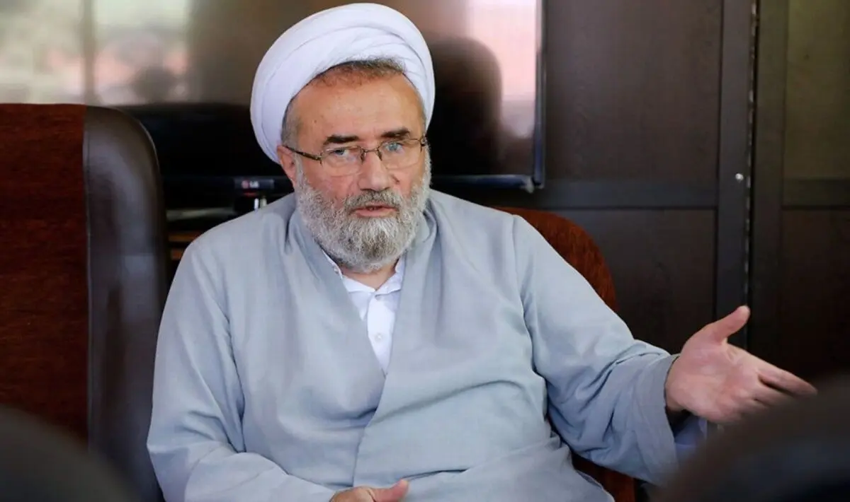مسیح مهاجری: برخی ائمه جمعه، بخشنامه‌ای عمل می‌کنند