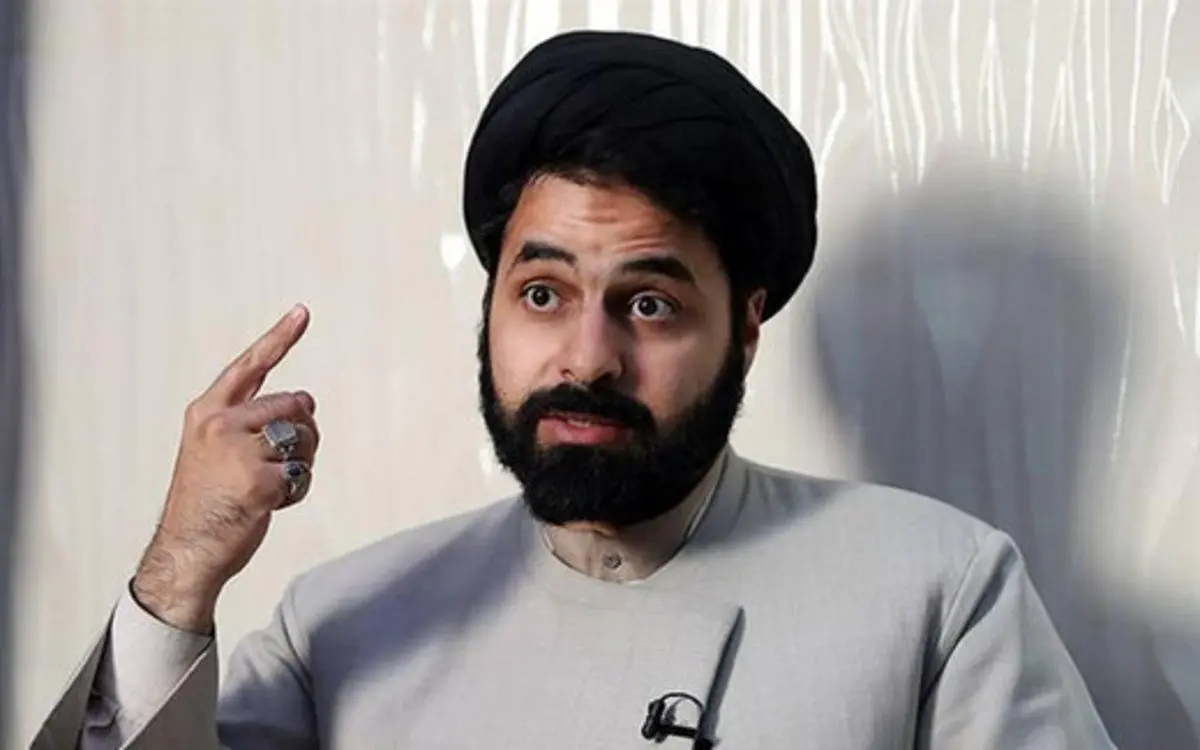 مهدی صدرالساداتی خلع لباس شد