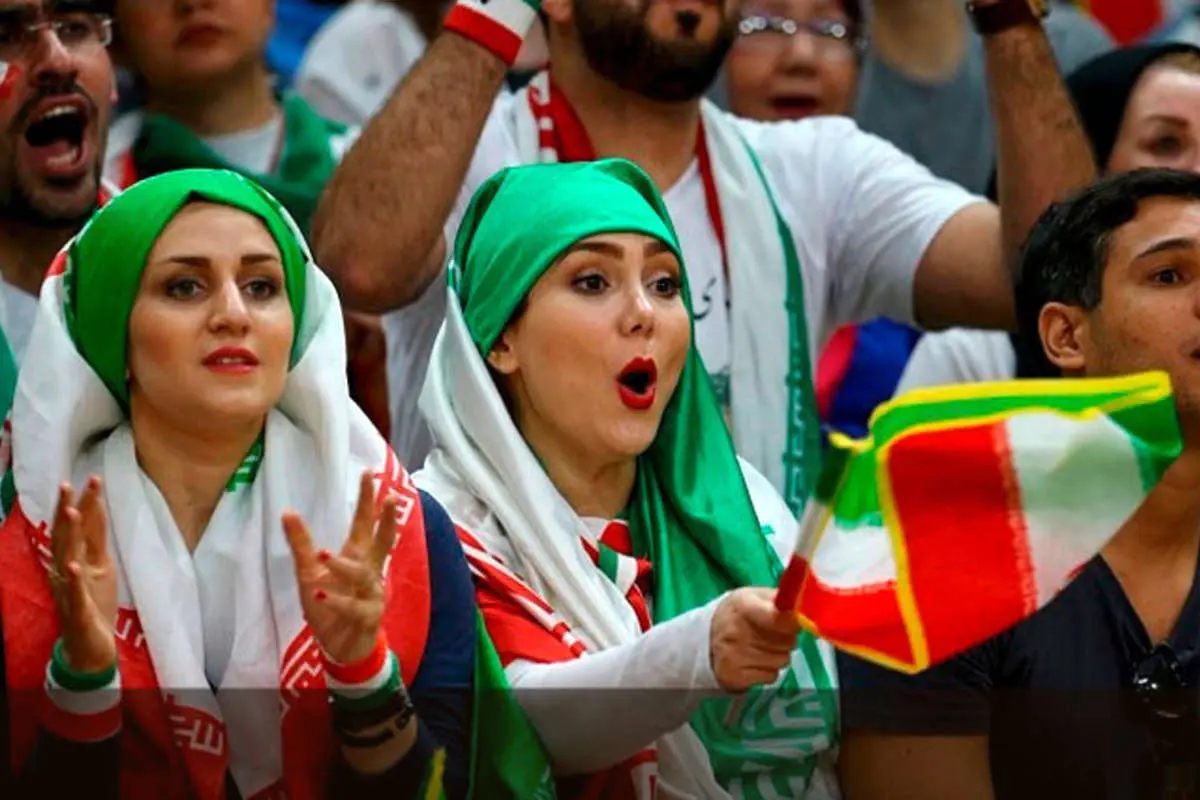 چه کسی زنان را به ورزشگاه میبرد؟