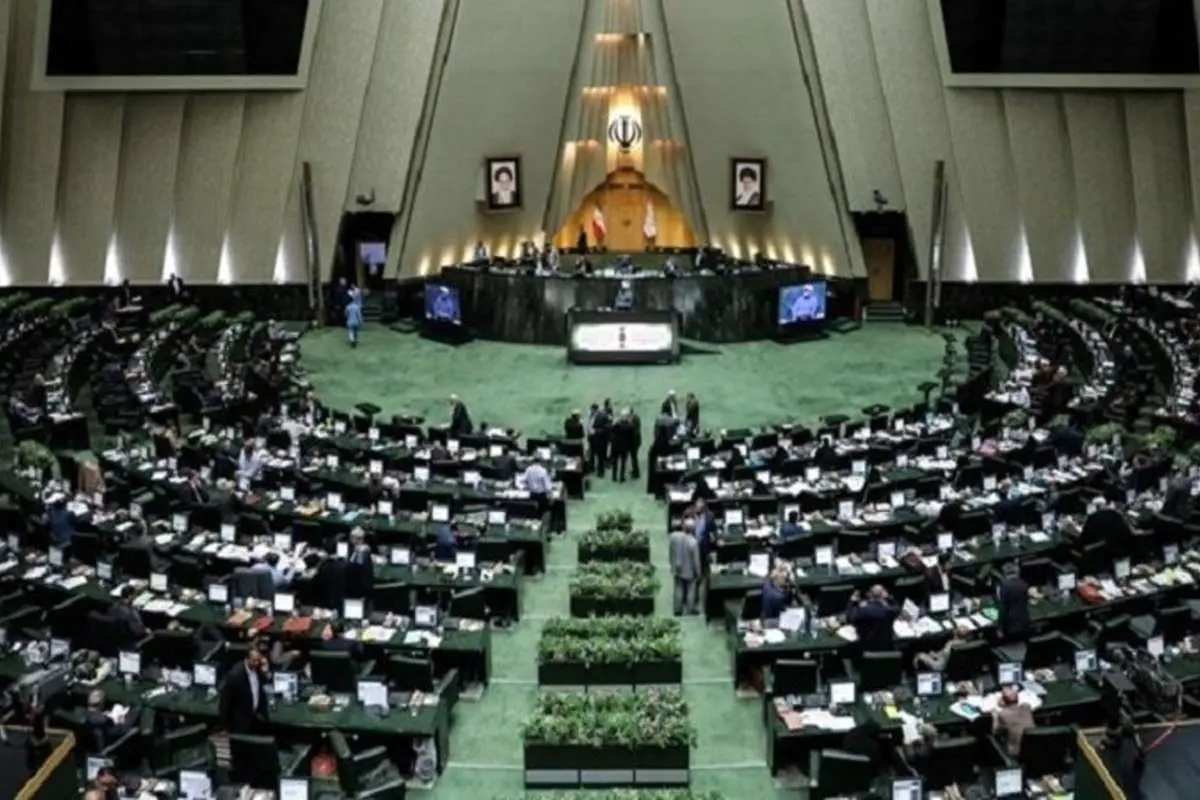 نامه ۱۰۰ نماینده مجلس به رئیسی
