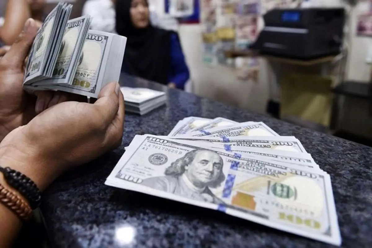 پیشبینی قیمت دلار امروز دوشنبه ۲۷ دی ۱۴۰۰