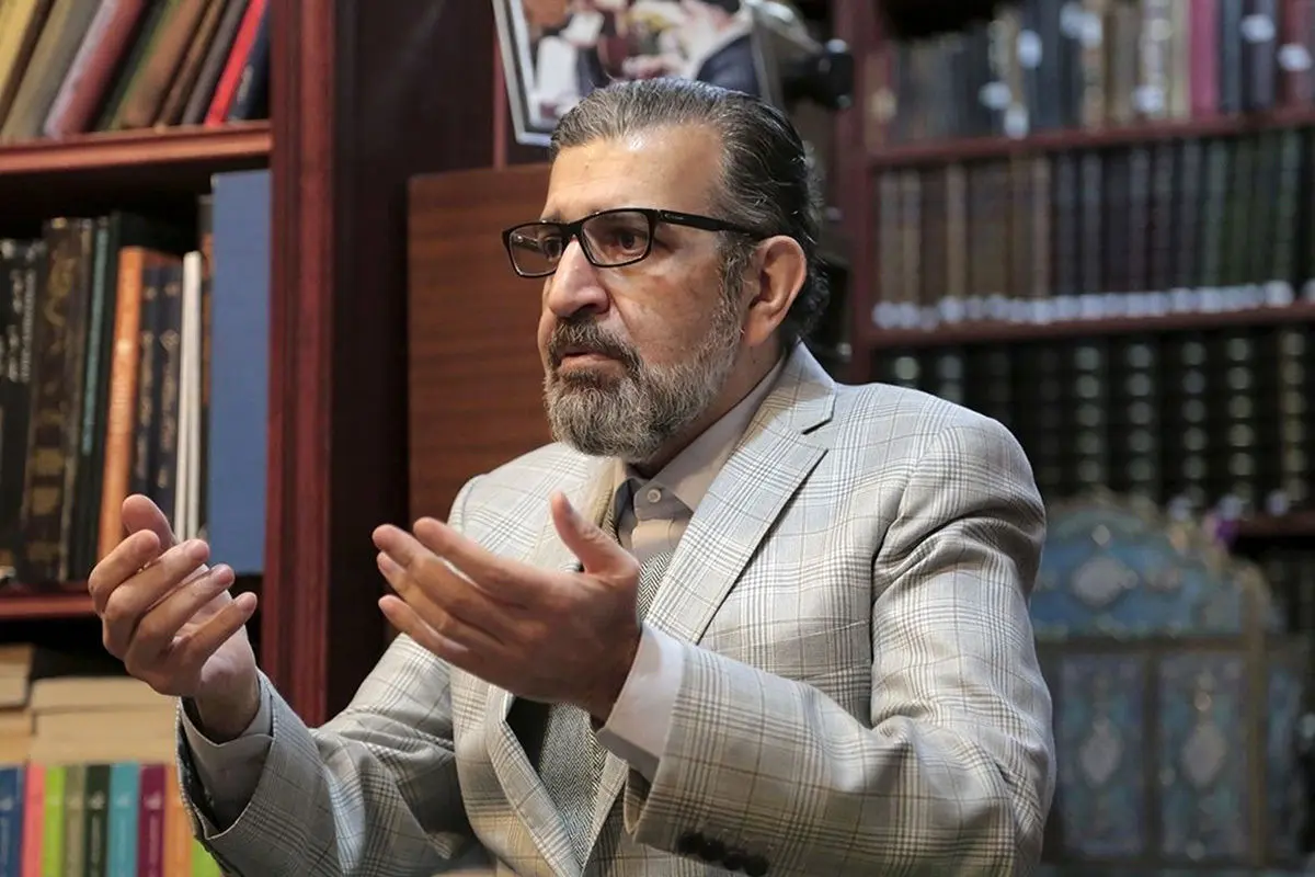پاسخ تند صادق خرازی به اتهامات تکراری حسین شریعتمداری علیه خاتمی