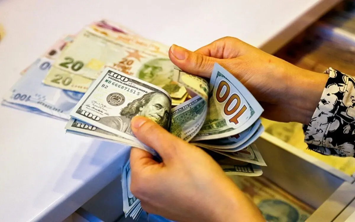 پیش بینی قیمت دلار ۳۰ دی ۱۴۰۰