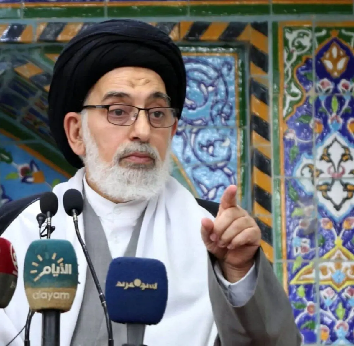 قدردانی امام جمعه شهر نجف از دروازه بان تیم ملی عراق