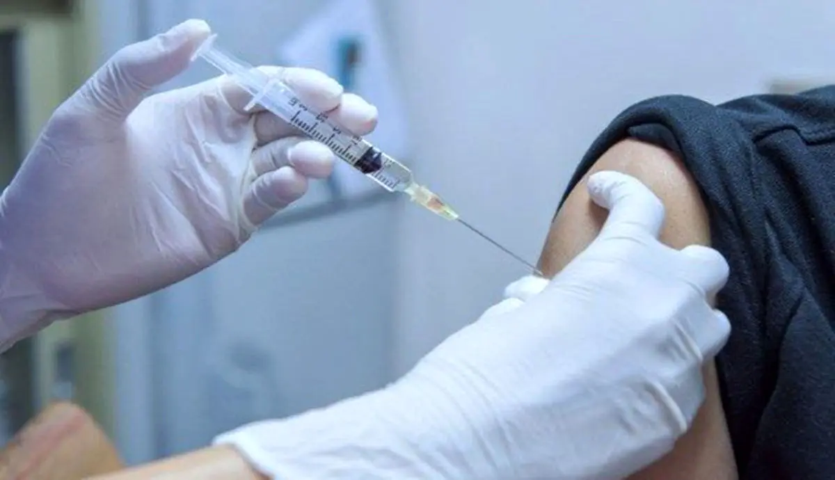 ریسک ابتلا به اومیکرون در واکسن نزده‌ها