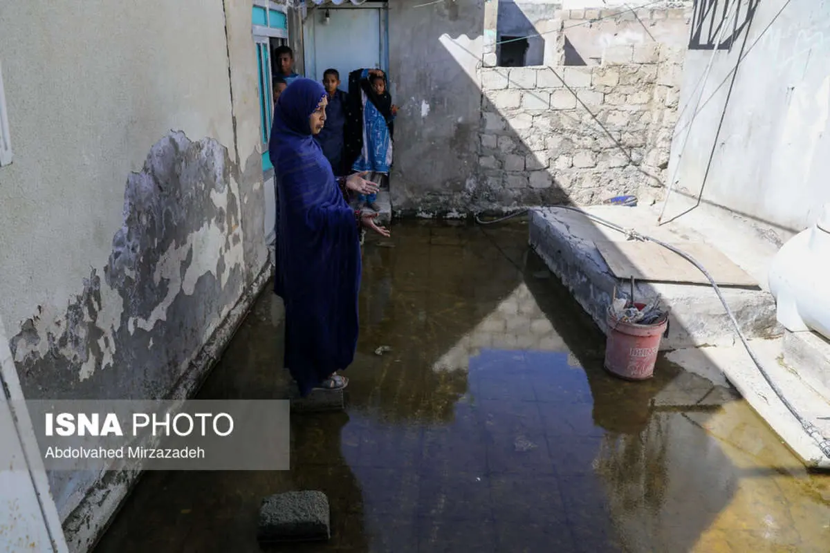 (تصاویر) کنارک یک ماه بعد از سیل؛ رطوبت، سرما و خانههای سست