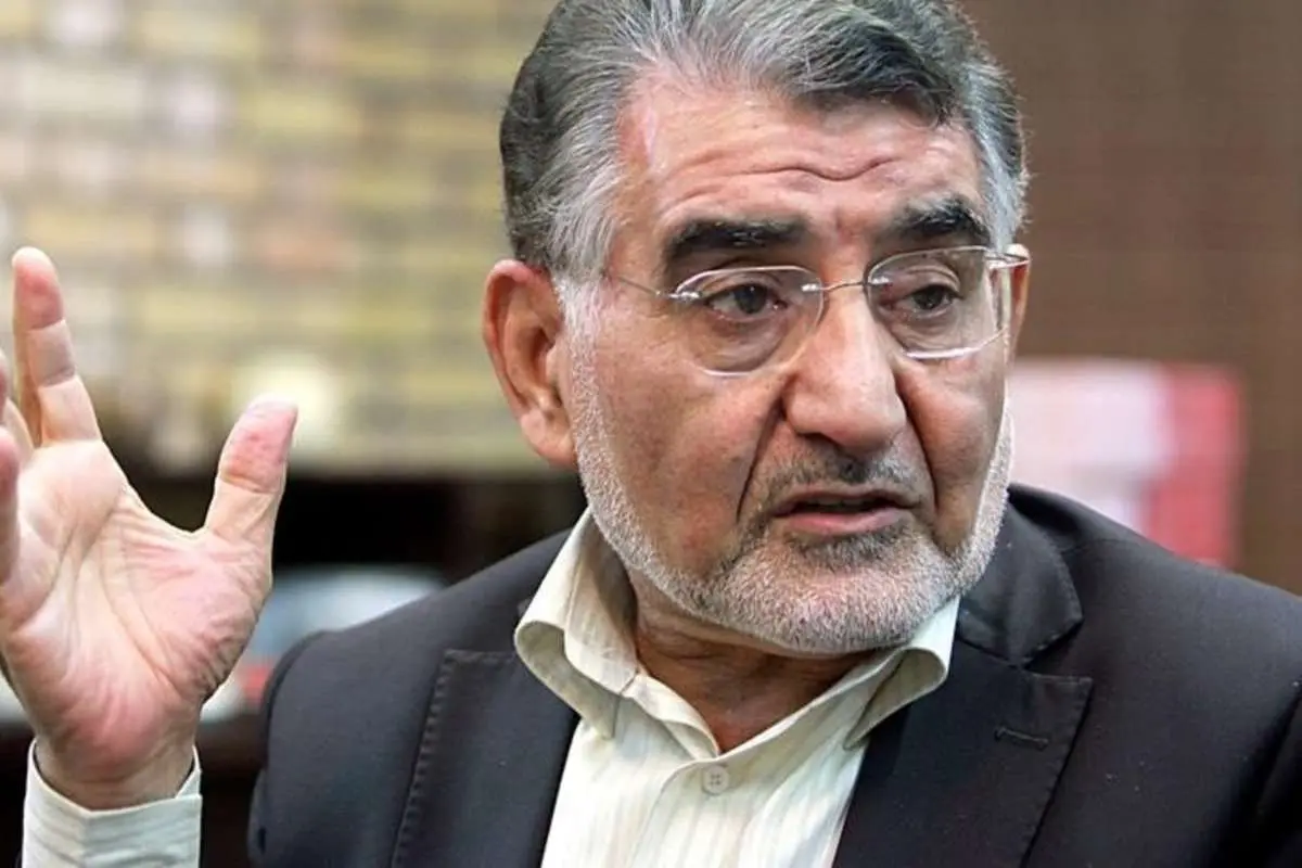 آل اسحاق: خودرو ۵۰ میلیونی را ۱۵۰ میلیون میفروشند