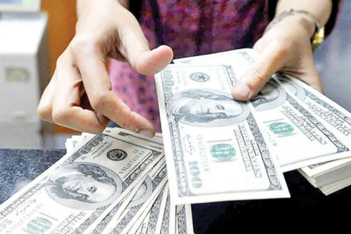 سایه پیک ششم کرونا بر بازار ارز