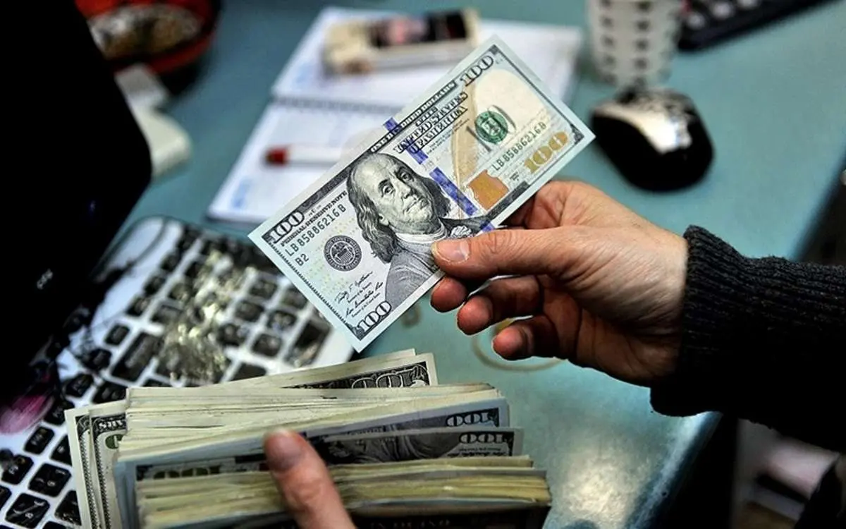 پیشبینی قیمت دلار امروز سهشنبه ۱۲ بهمن ۱۴۰۰