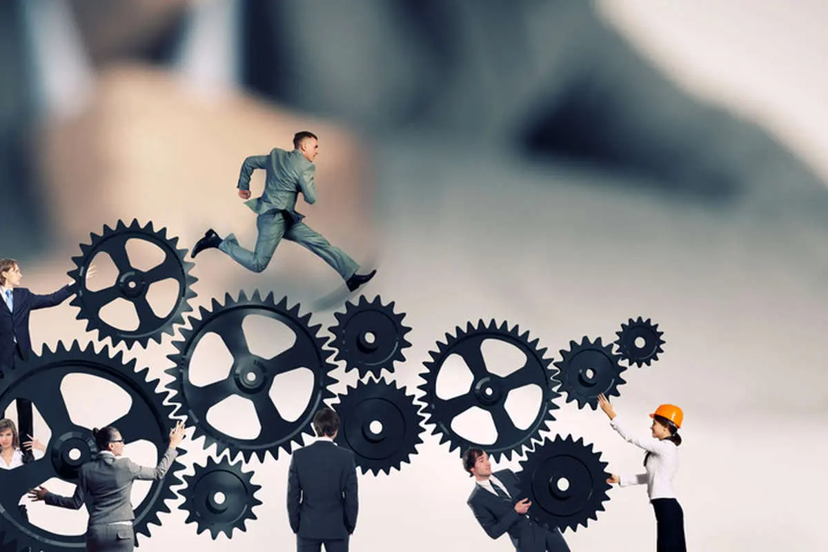 تصمیمگیری بهنفع کارکنان
