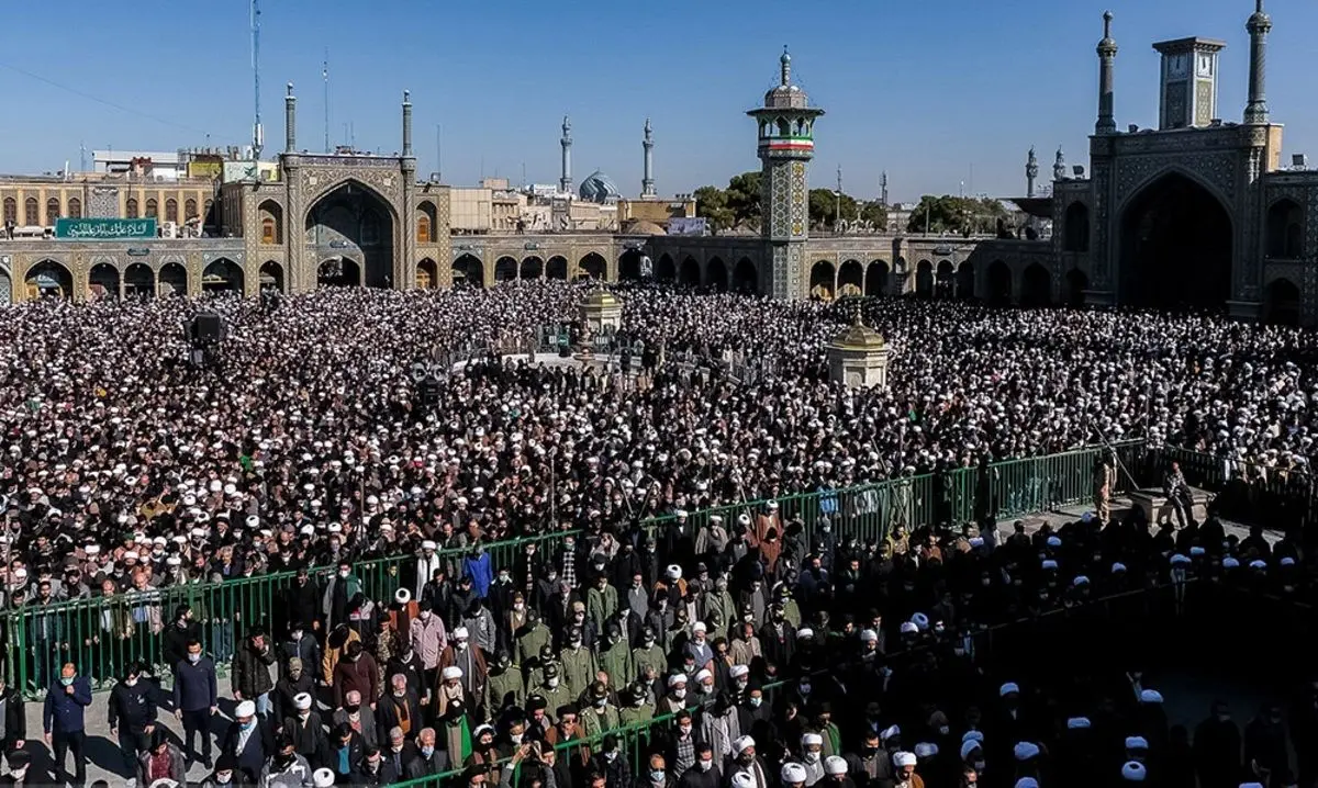(تصاویر) تشییع پیکر آیت الله صافی گلپایگانی در قم