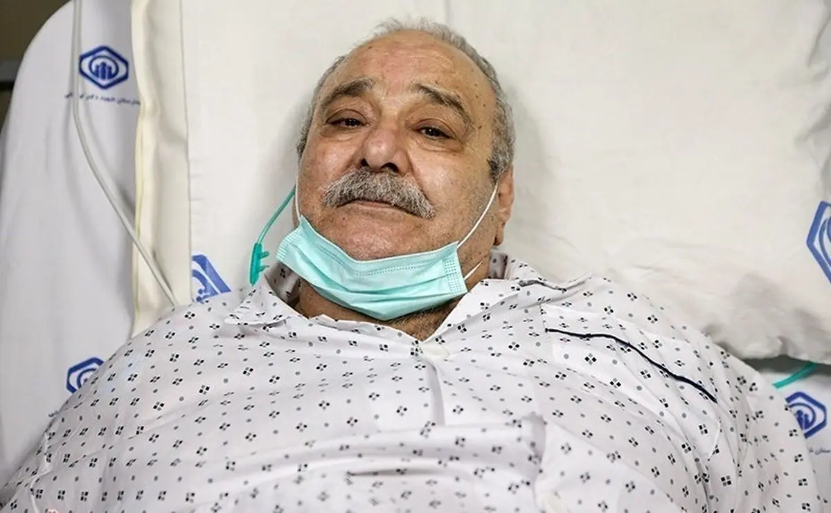 رهبر انقلاب برای محمد کاسبی چفیه فرستاد