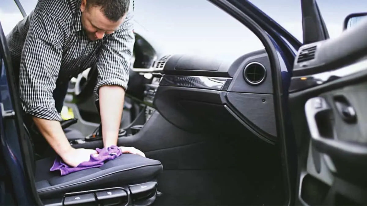 درون خودروی شما از توالت هم آلوده‌تر است!