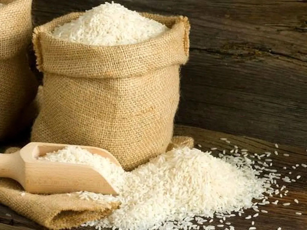 توزیع ۲۰۰ هزار تن برنج خارجی تا شب عید